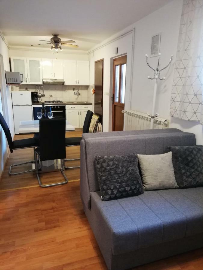 Apartment Zdravko Štinjan Eksteriør bilde